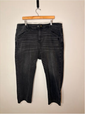 Simply Vera Wang Women 18W Black Cropped Capri Jeans Faded Dark Wash Plus Size